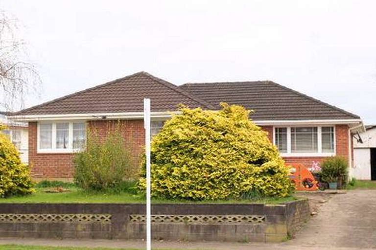 Photo of property in 16 Graeme Avenue, Mangere East, Auckland, 2024