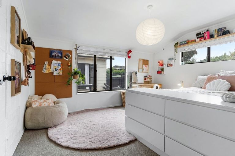 Photo of property in 25 Sunningdale Street, Wattle Downs, Auckland, 2103