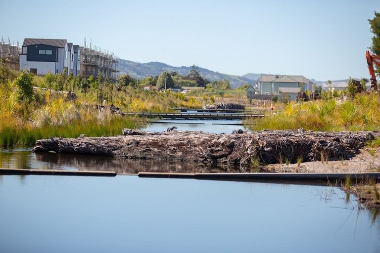 Photo of property in 68 Kairakau Street, Papakura, 2110