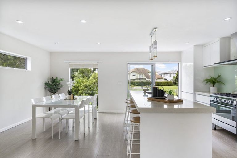 Photo of property in 17 Richard Avenue, Bucklands Beach, Auckland, 2014