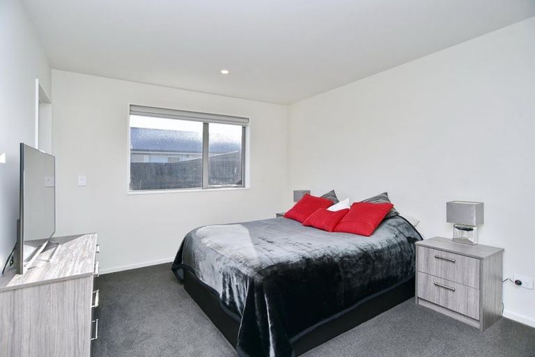 Photo of property in 36 Plover Avenue, Amberley, 7410