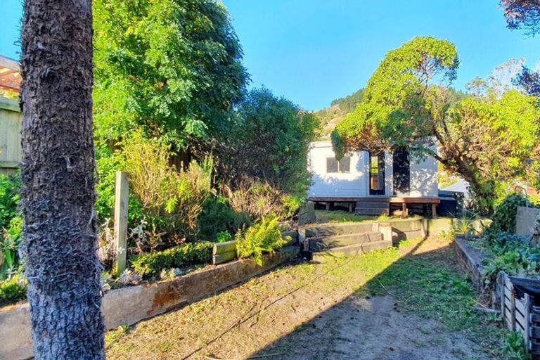 Photo of property in 40 Canterbury Street, Lyttelton, 8082