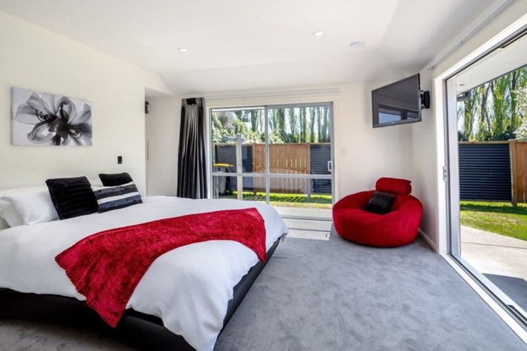 Photo of property in 81 Reading Street, Greytown, 5712