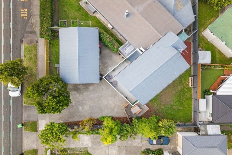 Photo of property in 138 Gloucester Street, Taradale, Napier, 4112