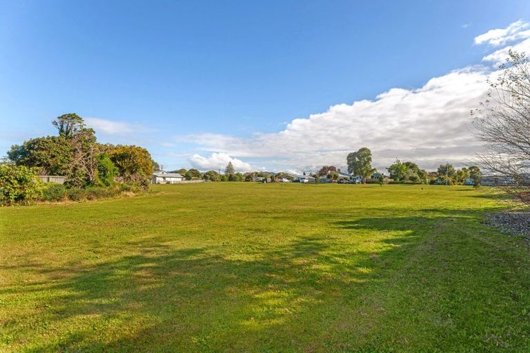 Photo of property in 1 Adventure Street, Tolaga Bay, 4077