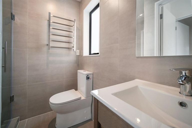 Photo of property in 7 Bei Road, Papakura, 2110
