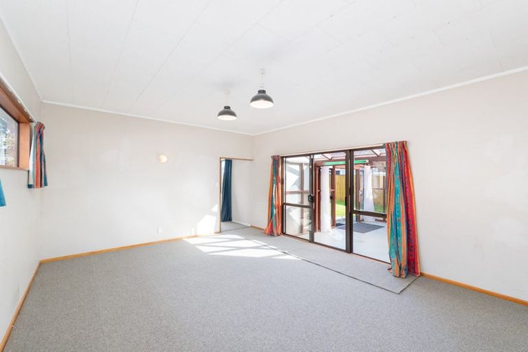 Photo of property in 38 Wainui Road, Waiwhetu, Lower Hutt, 5010