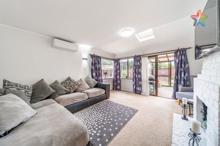 Photo of property in 19 Mcenroe Grove, Naenae, Lower Hutt, 5011