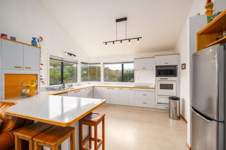 Photo of property in 5 Longmont Terrace, Churton Park, Wellington, 6037