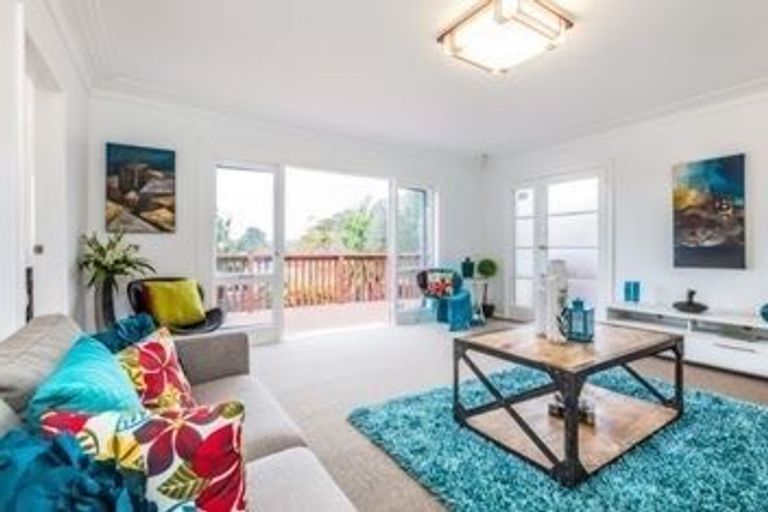 Photo of property in 165 Edmonton Road, Te Atatu South, Auckland, 0610