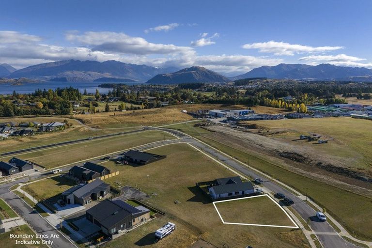 Photo of property in 45 Doug Ledgerwood Drive, Wanaka, 9305