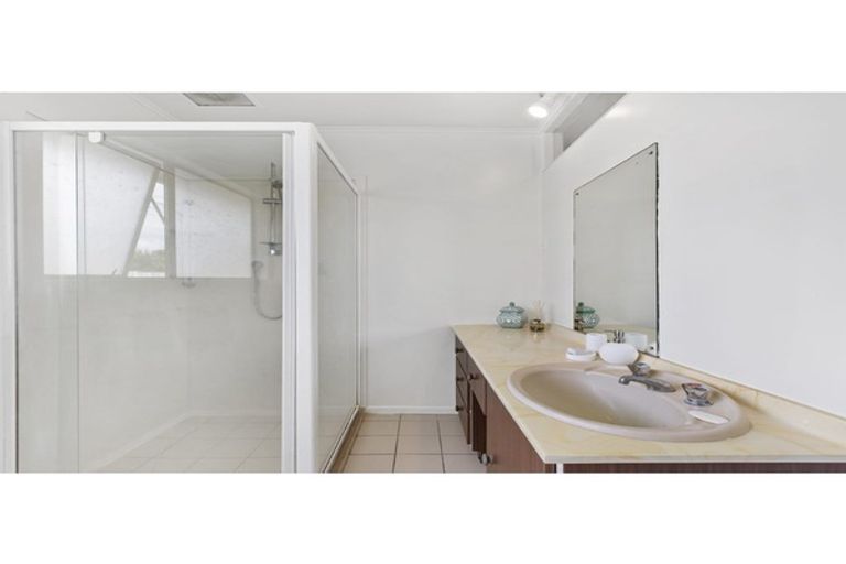 Photo of property in 5 Hutt Road, Manurewa, Auckland, 2102