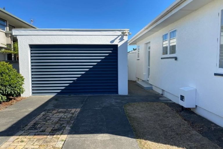 Photo of property in 42 Charles Street, Westshore, Napier, 4110