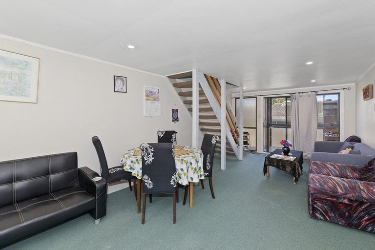 Photo of property in 3/9 Miro Street, New Lynn, Auckland, 0600