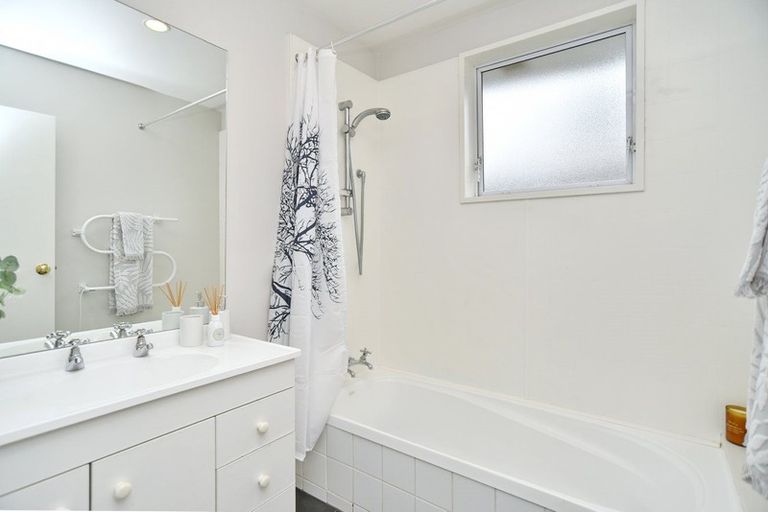 Photo of property in 132 Mackenzie Avenue, Woolston, Christchurch, 8023