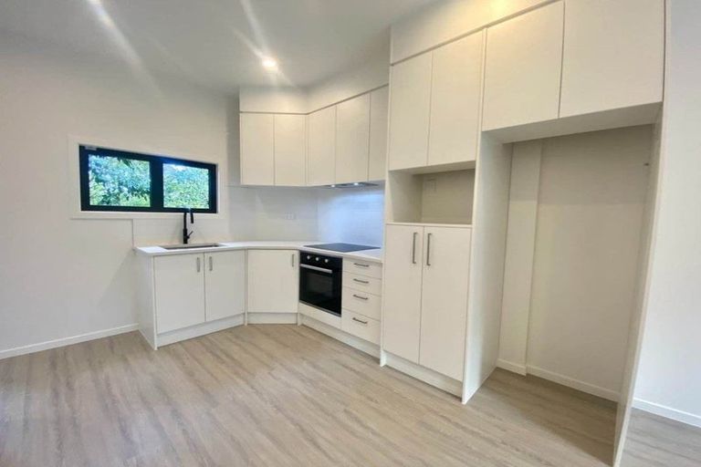 Photo of property in 8/52 Rua Road, Glen Eden, Auckland, 0602