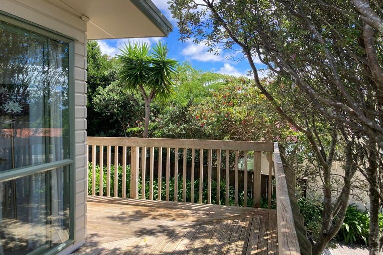 Photo of property in 25 Nui Mana Place, Te Atatu South, Auckland, 0610