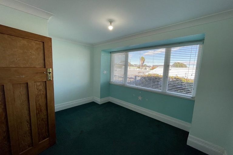 Photo of property in 164 Saint Aubyn Street, New Plymouth, 4310