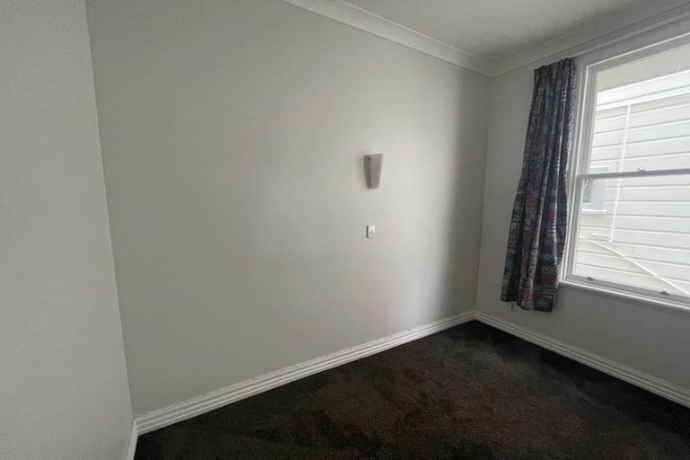 Photo of property in 63 Wright Street, Mount Cook, Wellington, 6021