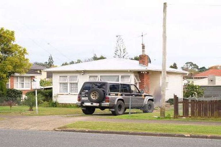 Photo of property in 28 Graeme Avenue, Mangere East, Auckland, 2024