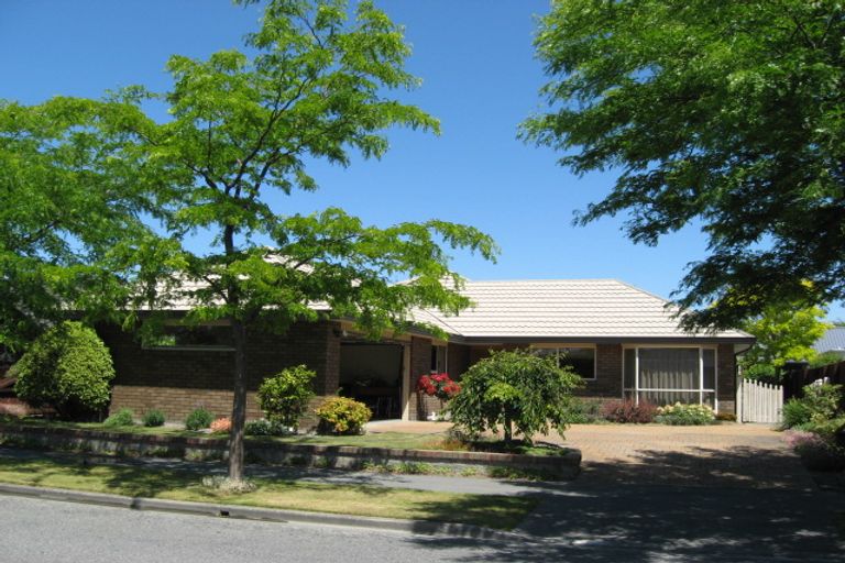 Photo of property in 33 Kedleston Drive, Avonhead, Christchurch, 8042