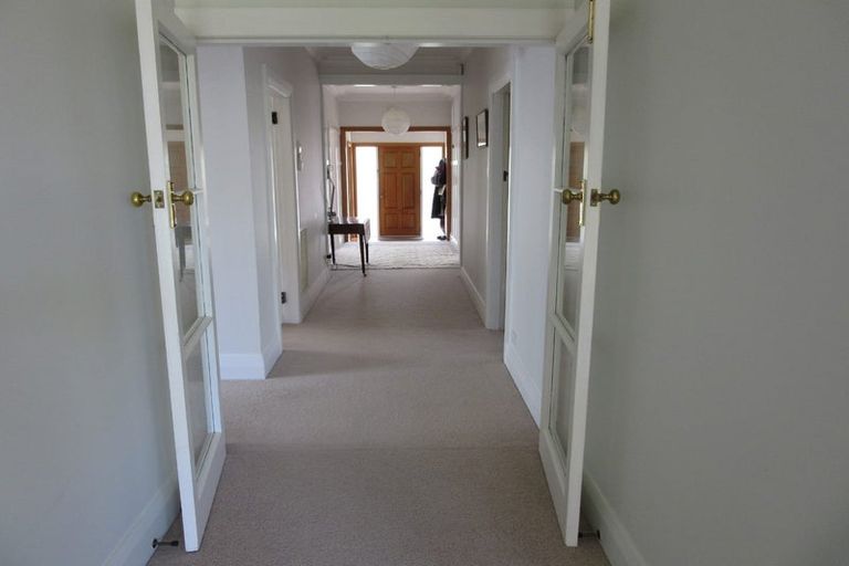 Photo of property in 25 Chamberlain Road, Karori, Wellington, 6012