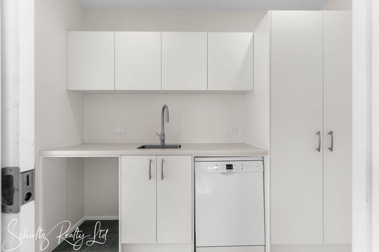 Photo of property in 70 Te Pahi River Drive, Paparoa, 0583