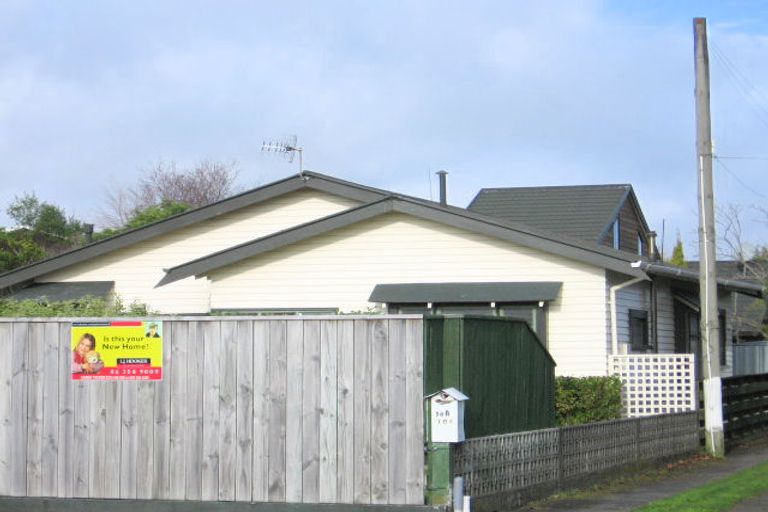 Photo of property in 10 Manson Street, Terrace End, Palmerston North, 4410