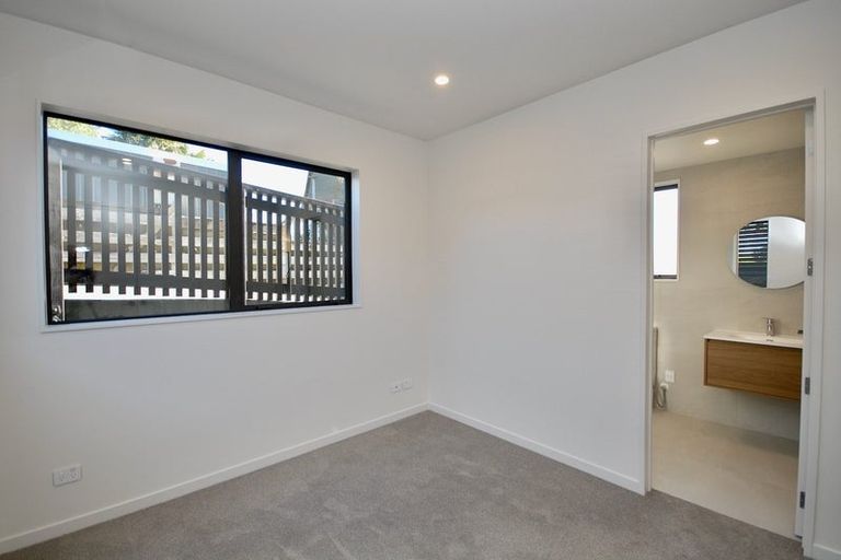 Photo of property in 9c Arran Road, Browns Bay, Auckland, 0630