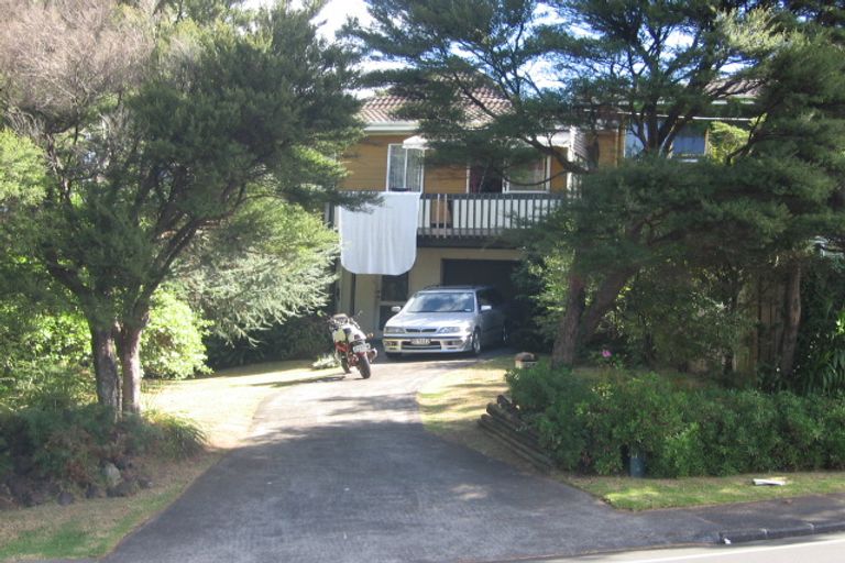 Photo of property in 2/38b Manuka Road, Glenfield, Auckland, 0629