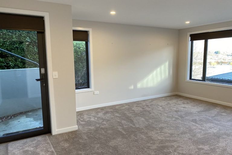Photo of property in 92 Lismore Street, Wanaka, 9305