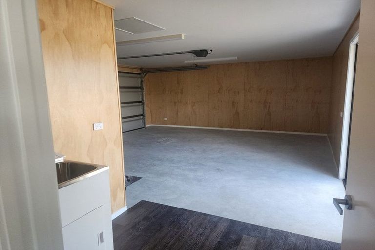 Photo of property in 8 Kahikatea Drive, East Gore, 9710