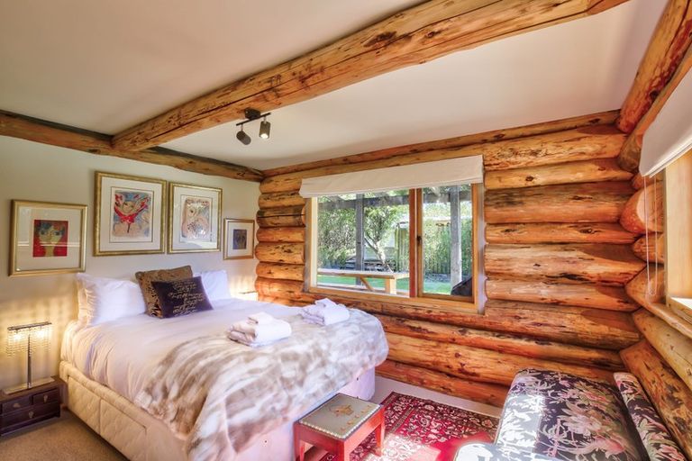 Photo of property in 21 Mount Iron Drive, Wanaka, 9305