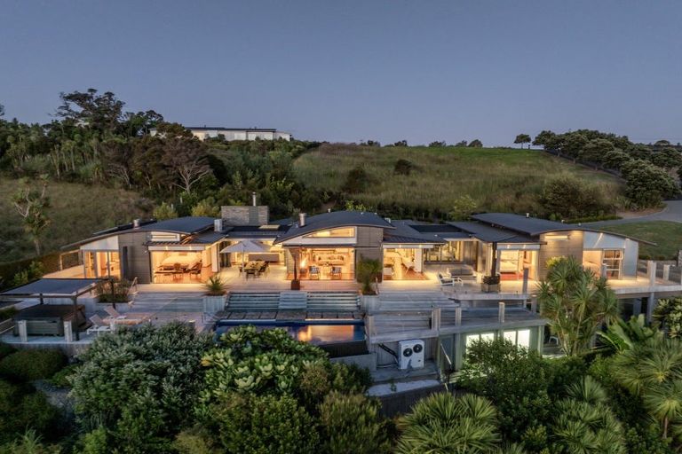 Photo of property in 16 Grant Street, Mahurangi East, Warkworth, 0982