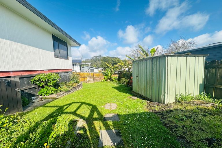 Photo of property in 24 Starforth Place, Henderson, Auckland, 0612