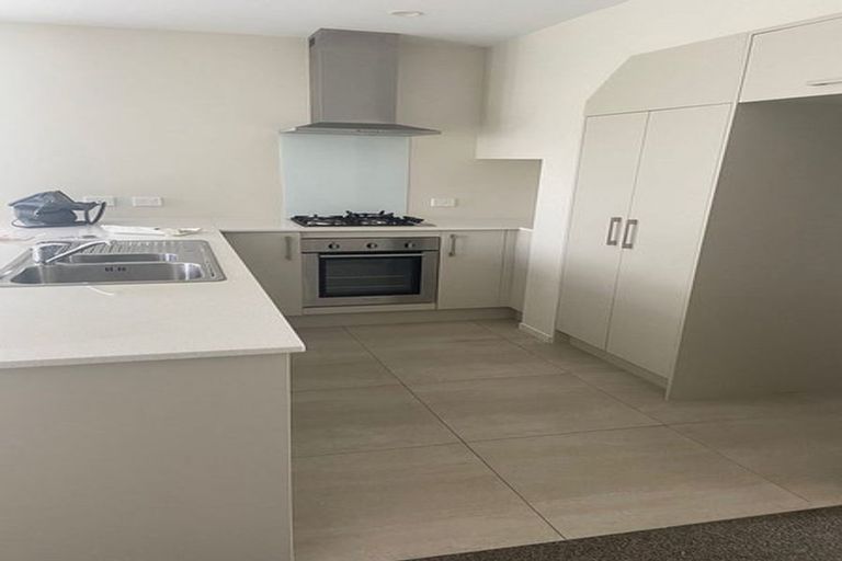 Photo of property in 33 Tribute Loop, Takanini, 2112