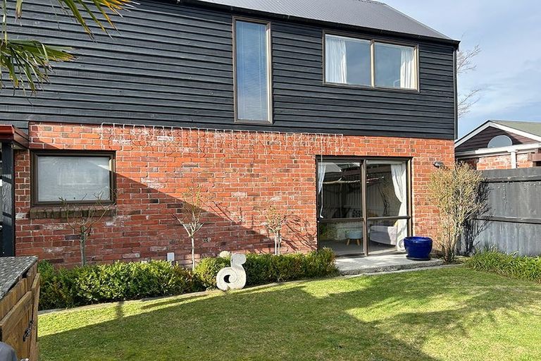 Photo of property in 2/12 Brittan Street, Linwood, Christchurch, 8011