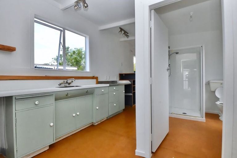 Photo of property in 8 Reading Street, Greytown, 5712