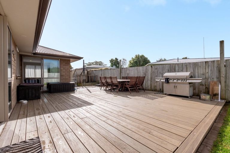 Photo of property in 15 Macloughlin Drive, Te Puke, 3119