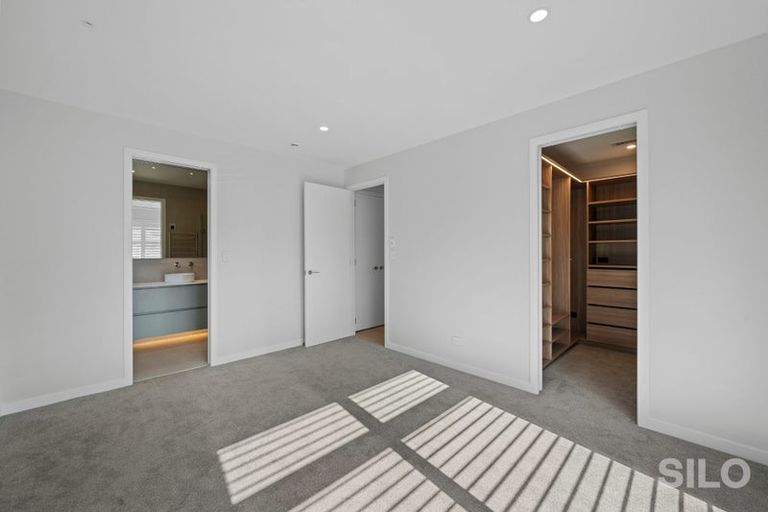 Photo of property in 35 Kikorangi Drive, Wainui, Silverdale, 0992