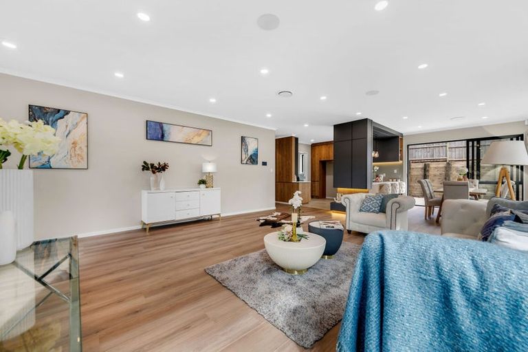 Photo of property in 25 Bremner Ridge Street, Flat Bush, 2019