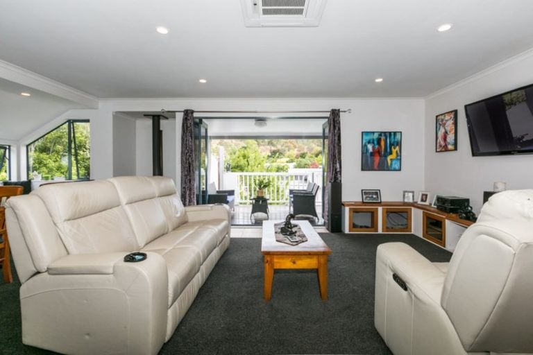 Photo of property in 12a Dolbel Street, Taradale, Napier, 4112