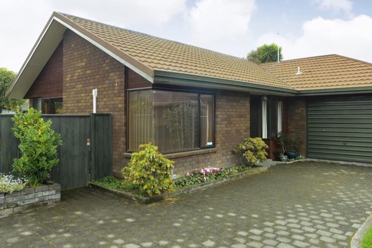 Photo of property in 5b Fern Grove, Taradale, Napier, 4112