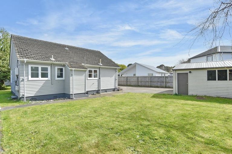 Photo of property in 2 Davis Place, Woolston, Christchurch, 8023