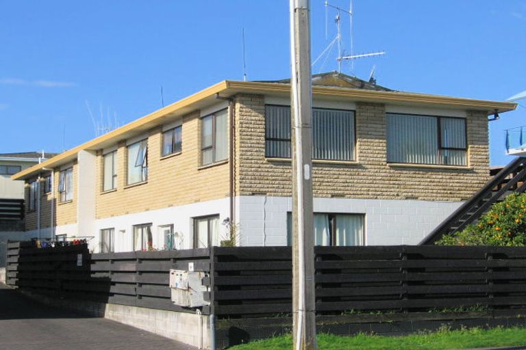 Photo of property in 1/293 Oceanbeach Road, Mount Maunganui, 3116