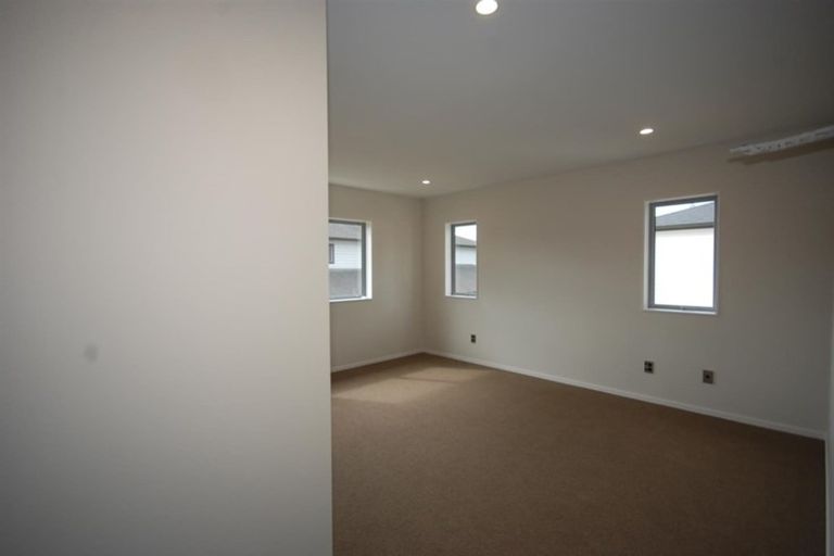 Photo of property in 120a Wellington Street, Howick, Auckland, 2014