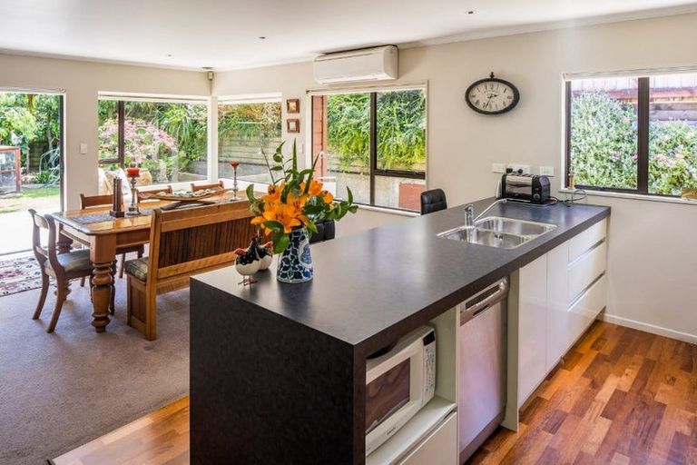 Photo of property in 7 Molyneux Close, Whitby, Porirua, 5024