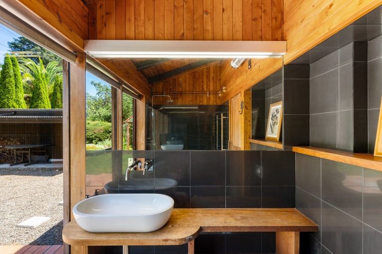 Photo of property in 16 Miller Street, Otane, 4202