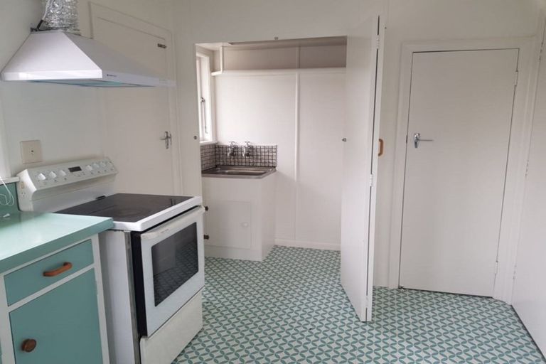 Photo of property in 1/39 Roto Street, Tahunanui, Nelson, 7011