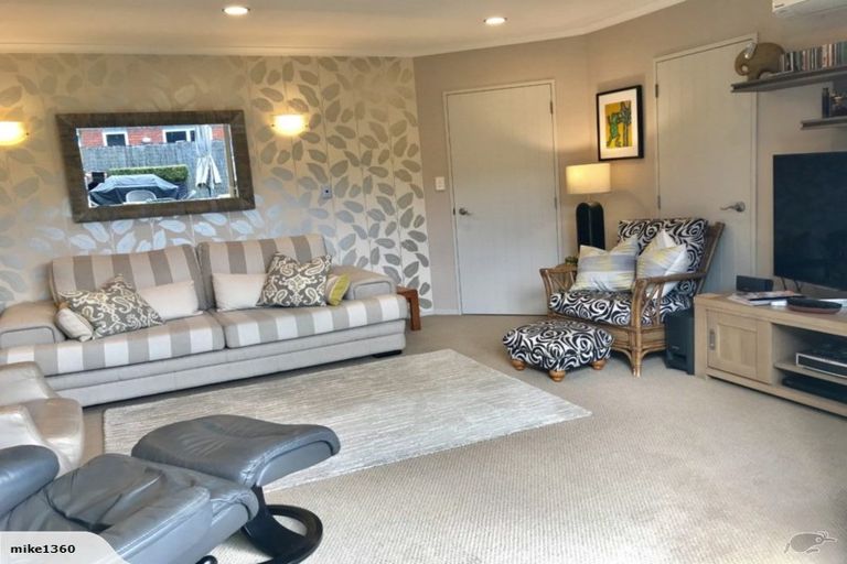 Photo of property in 21 Merlin Close, Huntington, Hamilton, 3210